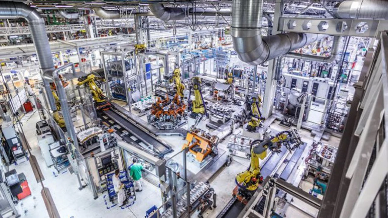 Te mostramos cómo es la fábrica automatizada de Volkswagen