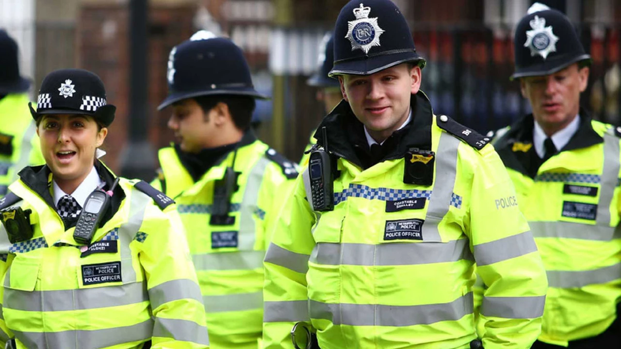 La policía británica usará Inteligencia Artificial para prevenir los delitos antes de que ocurran