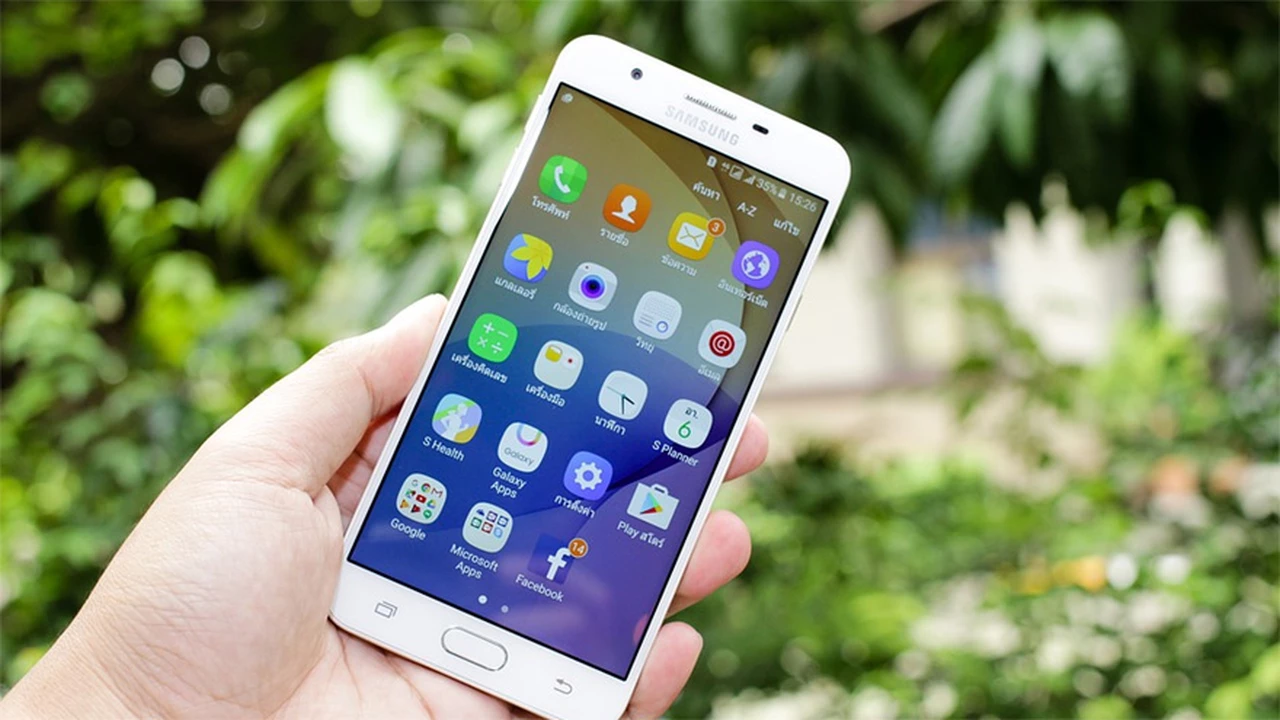 Samsung patenta un teléfono que se "estira" y se convierte en tablet