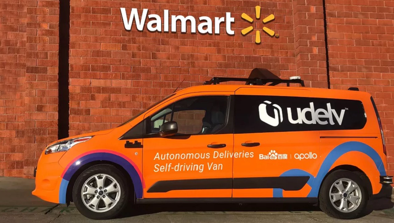 Empieza la era del delivery autónomo: Walmart comienza a entregar pedidos con vehículos sin conductor