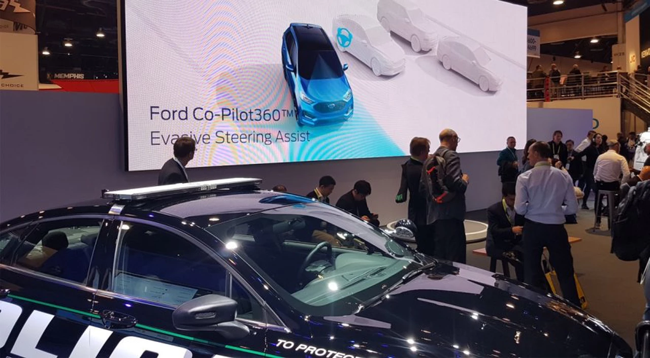 Ford quiere que todos los vehículos se conecten entre sí y ya tiene una tecnología para ello
