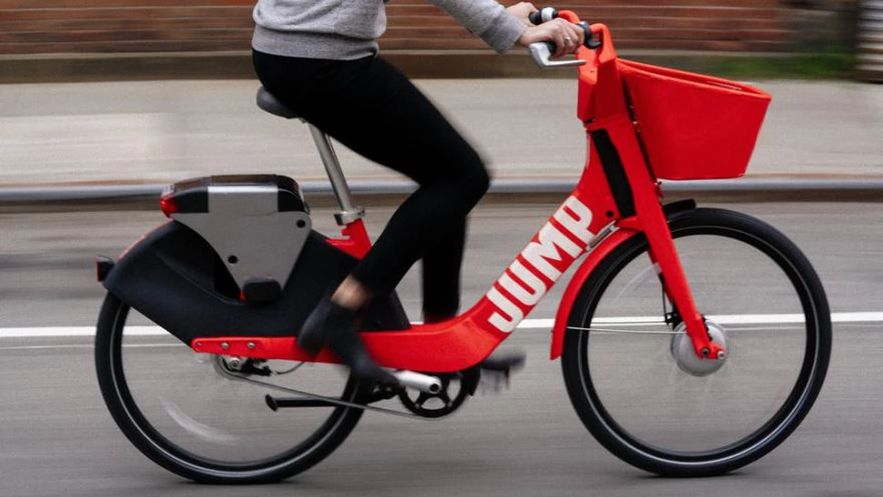 Basta de pedalear: Uber apuesta por una bicicleta eléctrica que será autónoma e irá a cargarse sola
