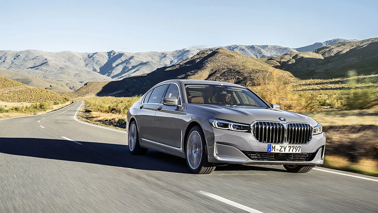 BMW presentó su nueva Serie 7, con opciones híbridos y mucha tecnología en su interior