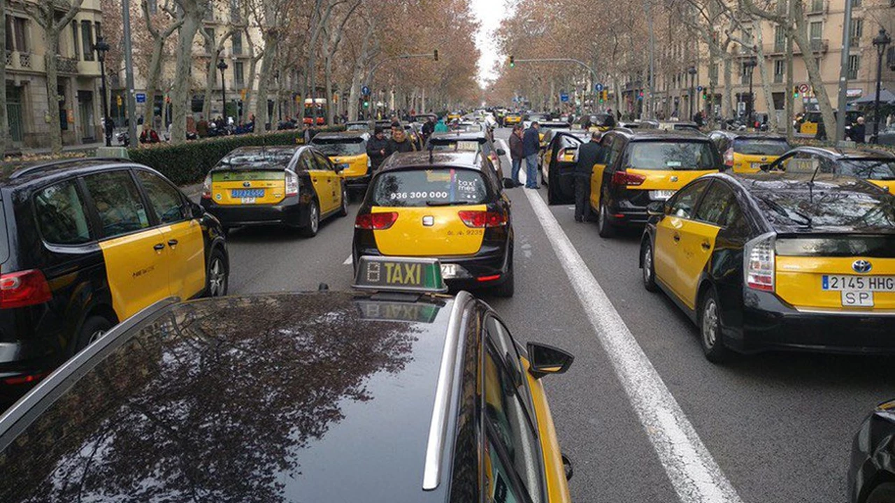 Decreto anti Uber: estas son las prohibiciones que fijó Cataluña y podrían imitar otros países