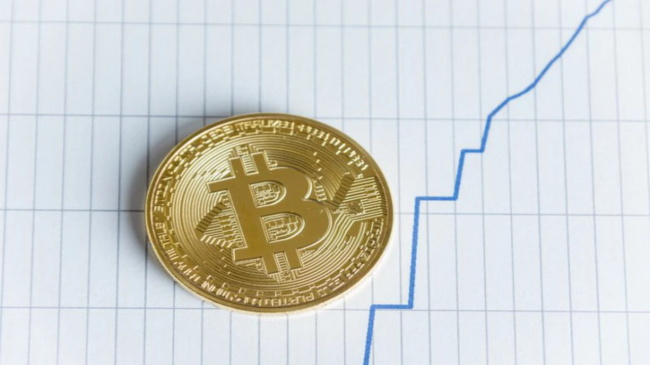 Bitcoin alcanza su mayor cotización de los últimos 5 meses: superó los u$s5.500