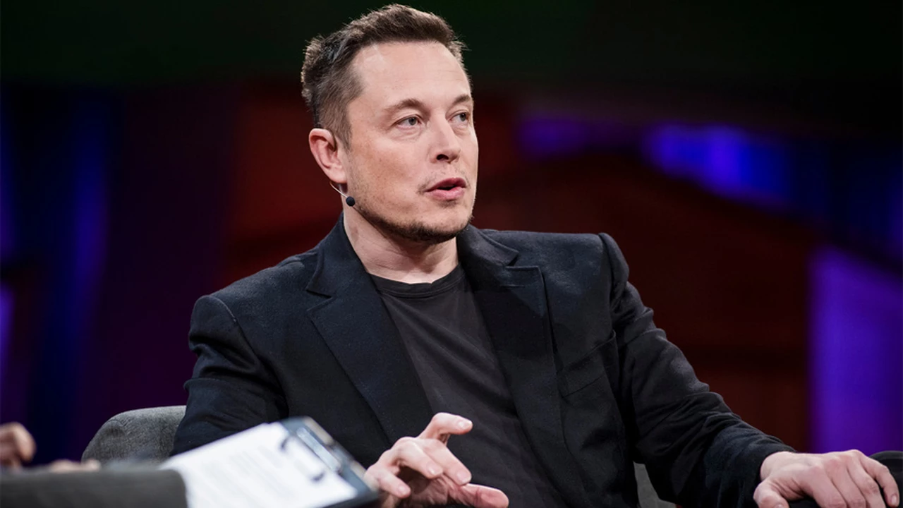 Según Elon Musk, el conductor de sus vehículos autónomos podrá dormir durante el viaje