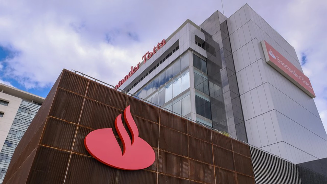 Santander y Telefónica cierran un acuerdo para crear el primer "banco 5G"