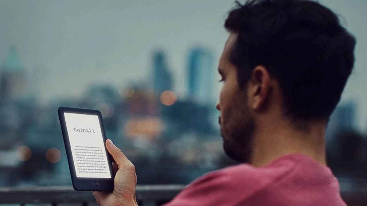 Amazon lanza un Kindle de menos de u$s 100 ideal para leer en la oscuridad