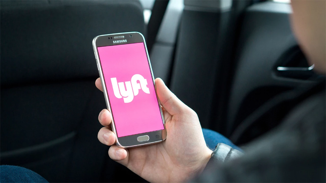 Lyft, principal rival de Uber, cae 10% en su segundo día en Wall Street
