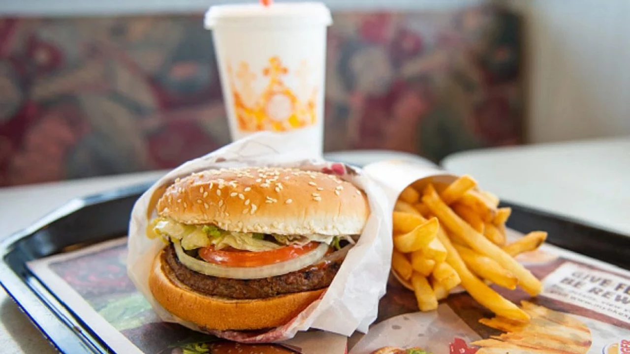 Marche una hamburguesa, pero sin carne: llegan los alimentos "4.0", como el que ya vende Burger King