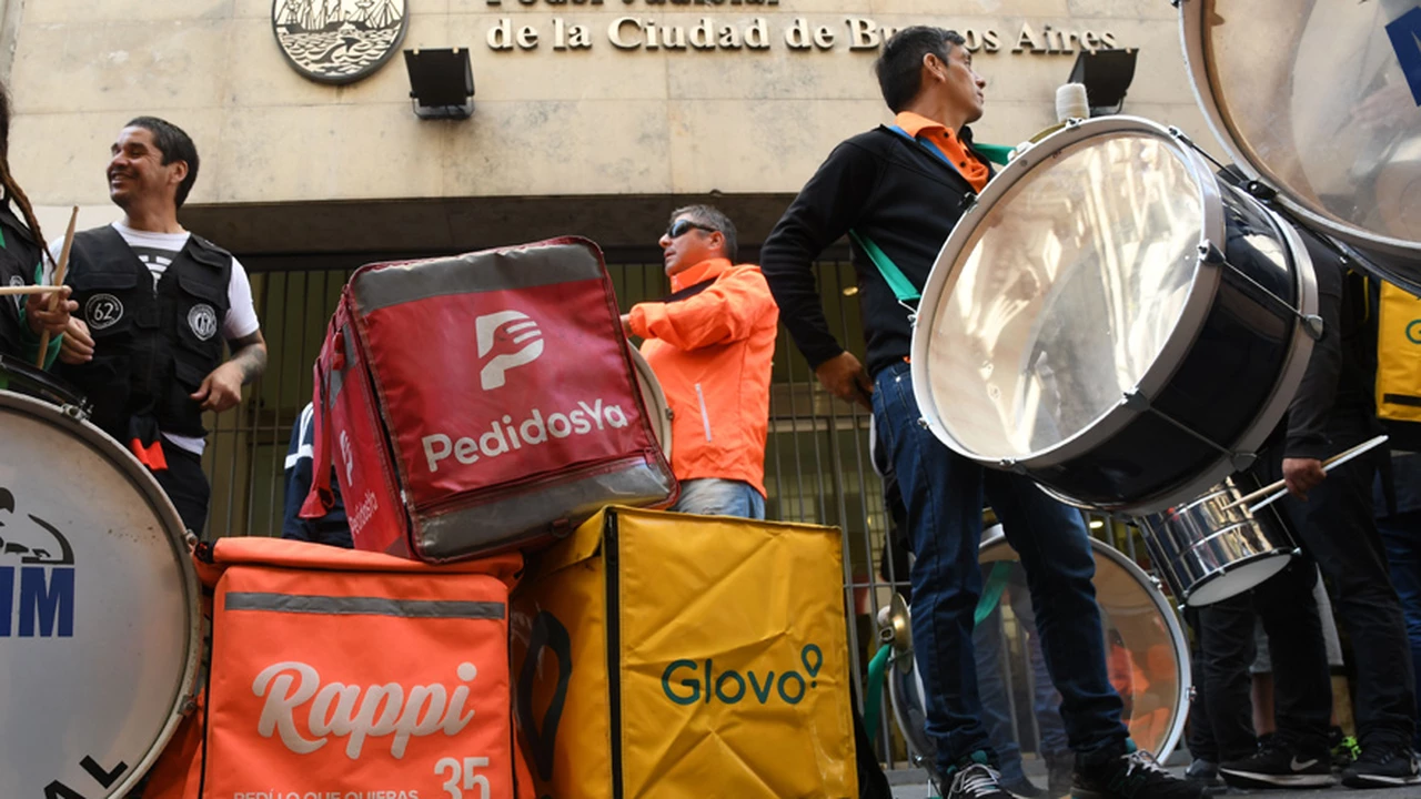 Repartidores de Rappi, Glovo y PedidosYa protestaron contra la precarización