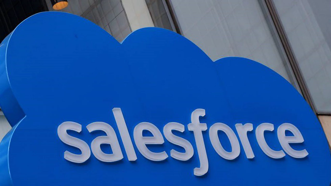 Salesforce "rompió el chanchito": pagará u$s15.000 millones por una firma de análisis de datos