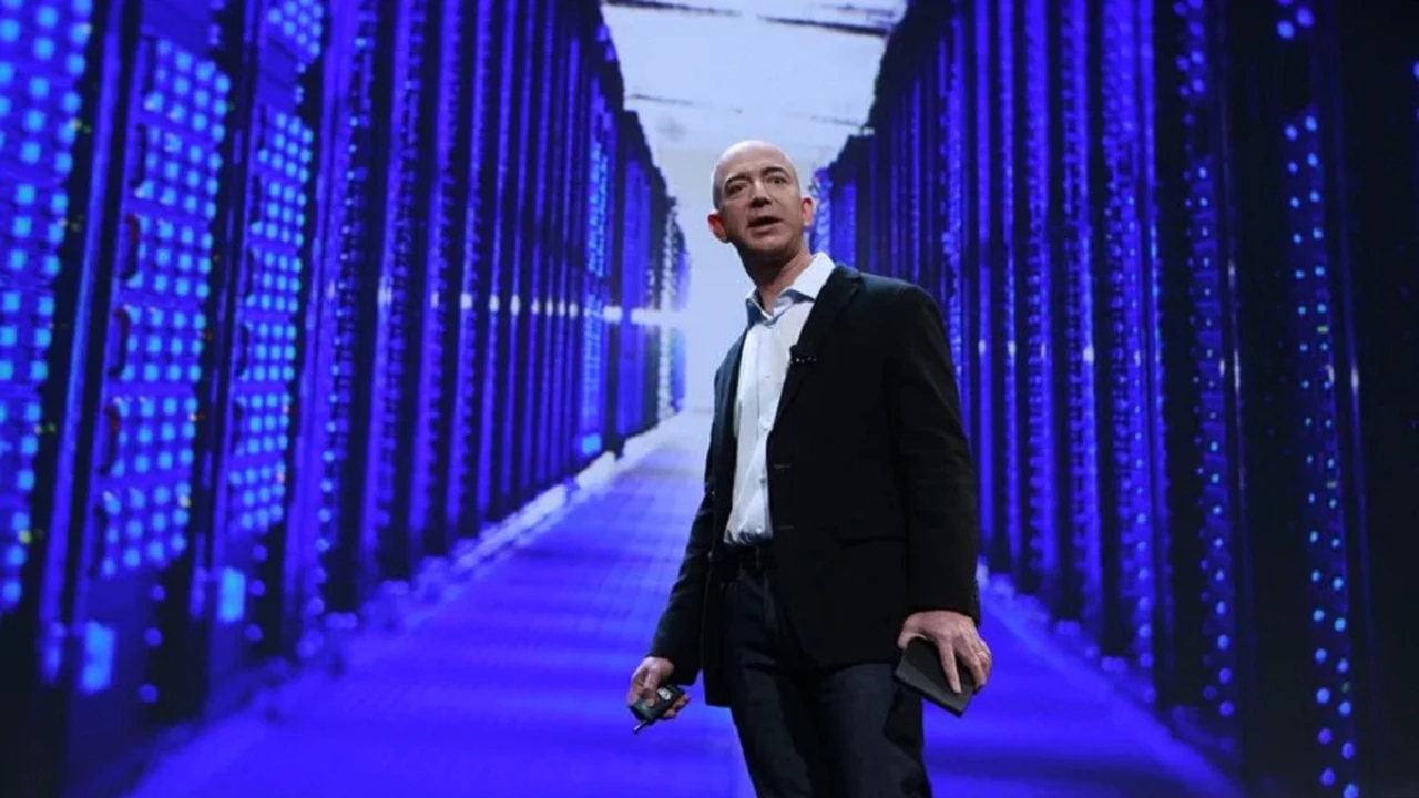 ¿Qué hacía hace 25 años Jeff Bezos antes de fundar Amazon y como se le ocurrió la idea que lo hizo millonario?