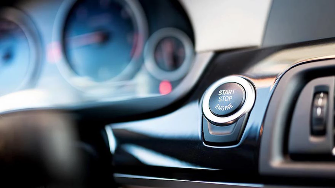 Arranque con botón en autos: ¿conviene usar el sistema Start/Stop o es mejor desactivarlo?
