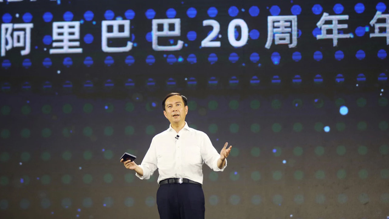 Quién es Daniel Zhang, el hombre que reemplazó a Jack Ma como presidente de Alibaba