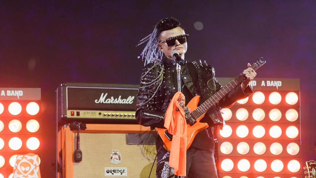 Se despidió como una estrella de rock: luego de renunciar a Alibaba, Jack Ma dio un concierto frente a 80.000 personas