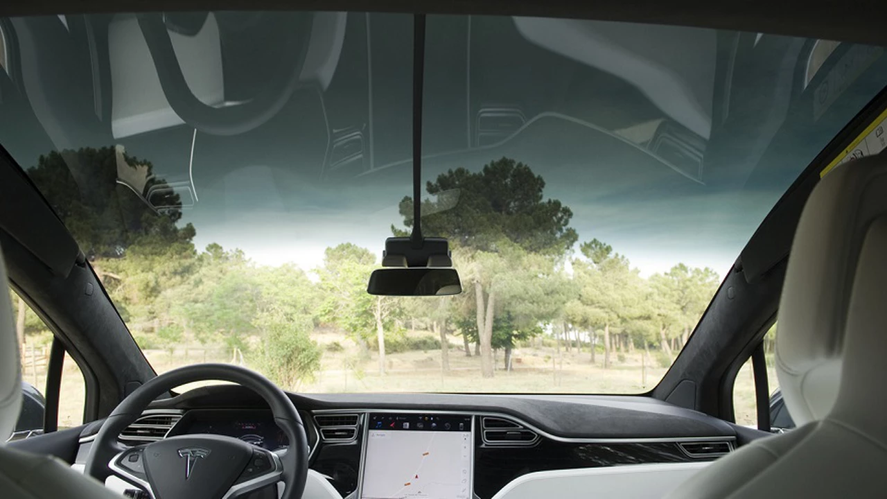 Suma innovación: Tesla diseña un limpiaparabrisas electromagnético para vehículos autónomos