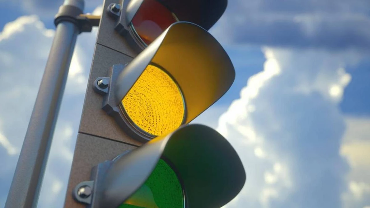 Innovación: instalan sistema de semáforos inteligentes que se activan al detectar personas