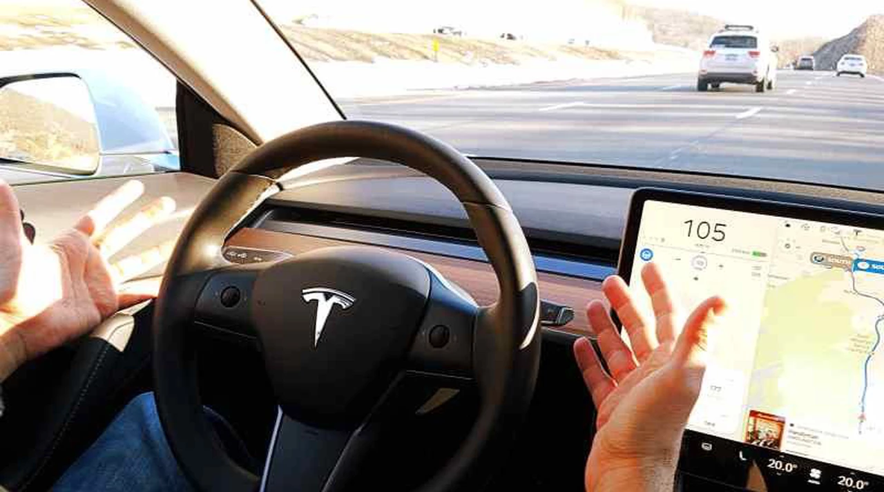 Vehículos autónomos: Tesla optimiza su sistema Autopilot para mejorar la circulación en las ciudades
