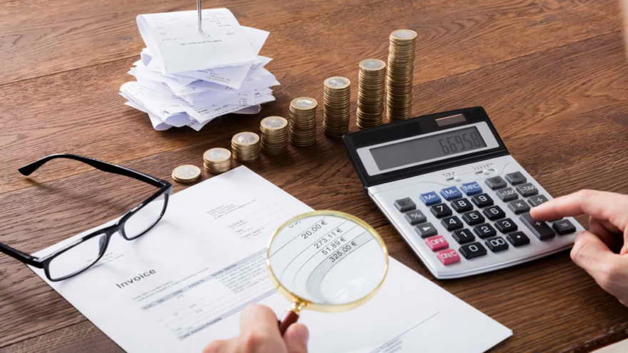 Dólar, plazo fijo y las nuevas medidas del BCRA: ¿qué impuestos pagan los ahorristas y empresas en cada caso?