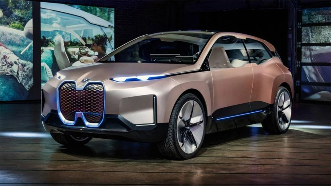 BMW anticipa la movilidad del futuro: autos sin conductor, conectados y con experiencias inmersivas