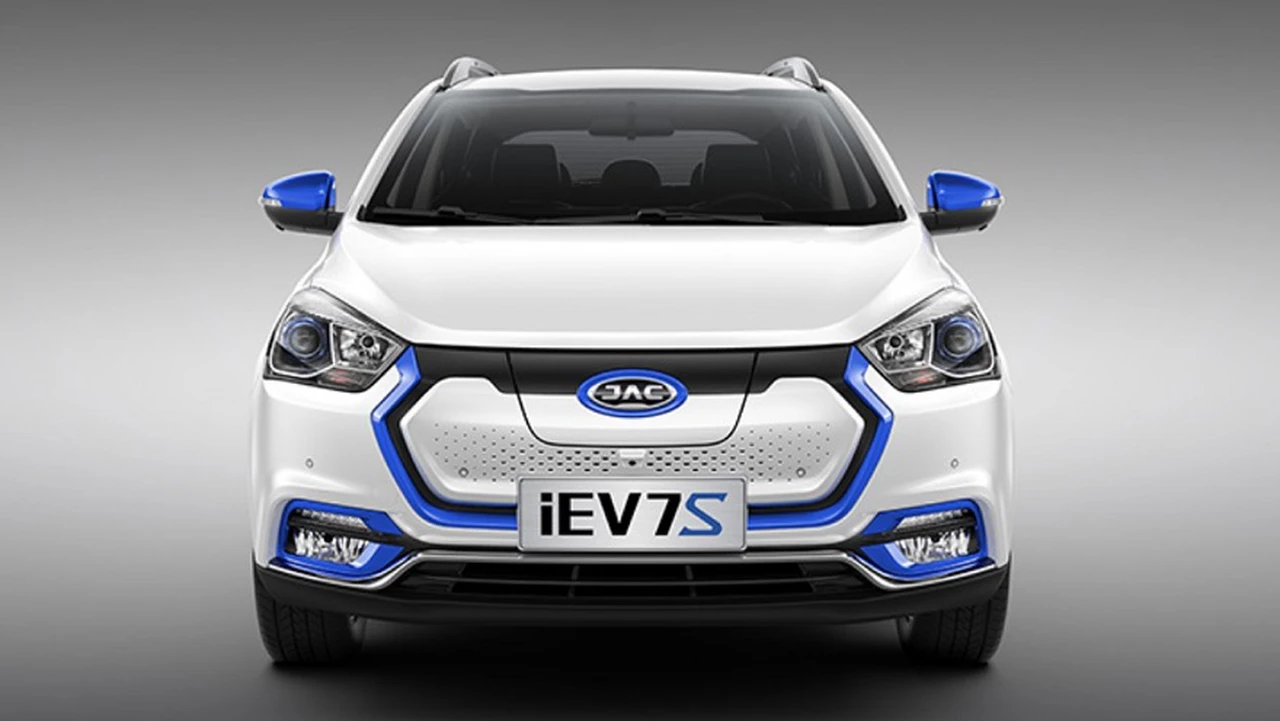 La firma china JAC Motors anticipa el nuevo auto eléctrico que presentará en marzo