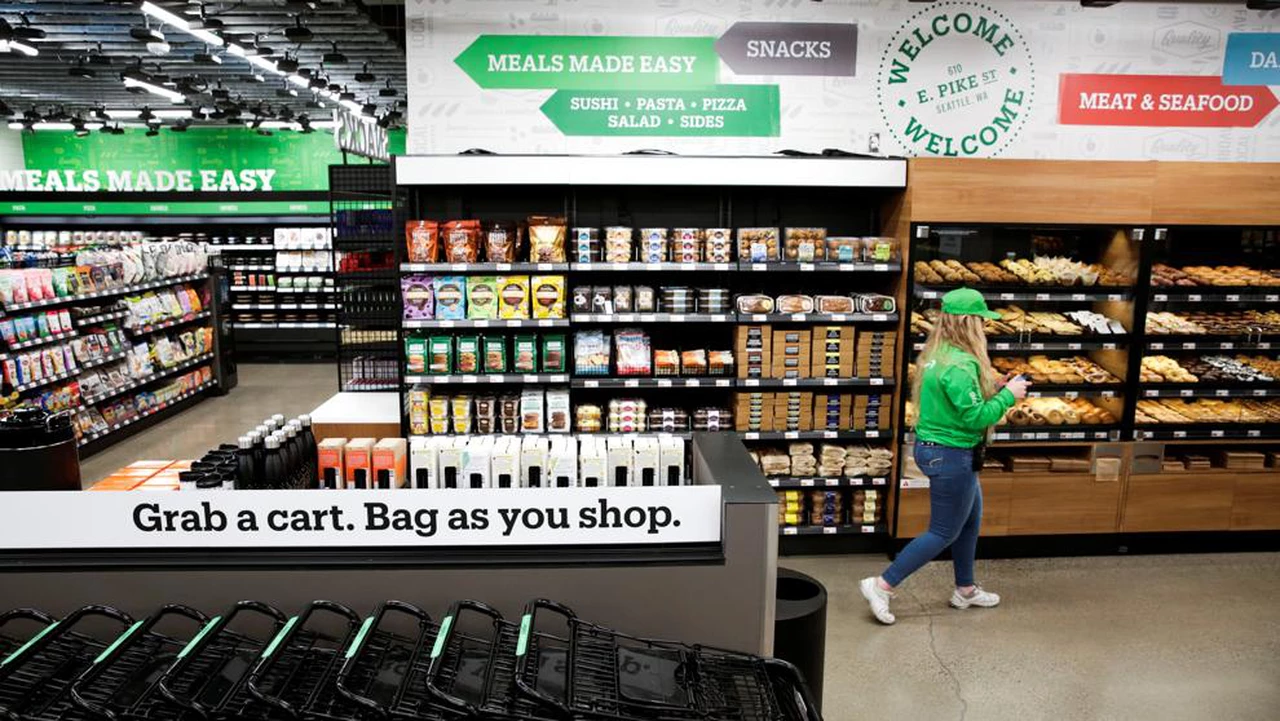 Amazon avanza con su plan para acabar con los cajeros de los supermercados