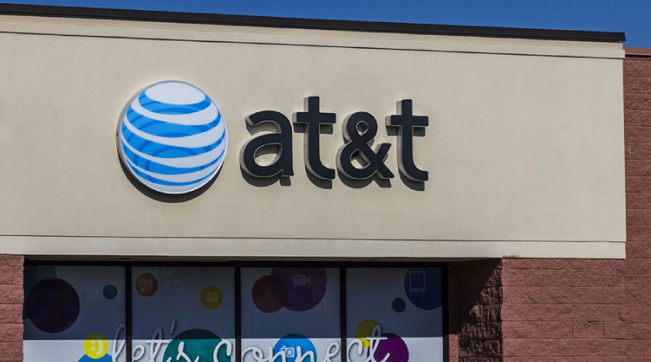AT&T busca combatir el crecimiento imparable del streaming: comenzará a ofrecer "televisión por Internet"