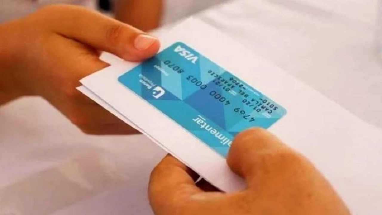 El gobierno sumará una billetera virtual a la Tarjeta Alimentar: se podrá pagar vía QR