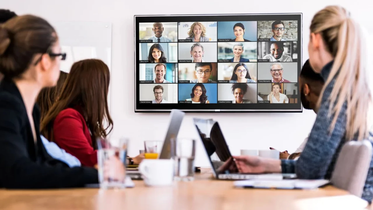 Zoom busca videoconferencias más seguras: adquirió a una startup para encriptar conversaciones