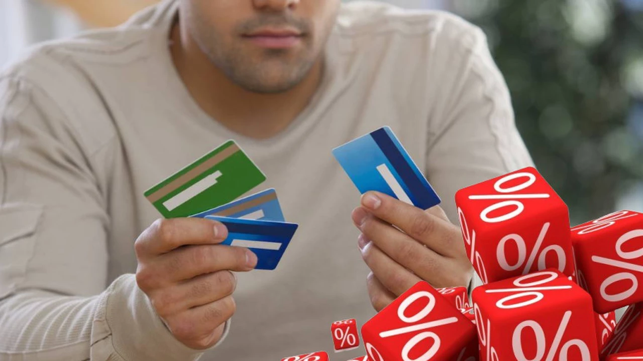 El Ahora 12, más caro: cuánto vas a pagar de interés en tus compras en cuotas con tarjeta