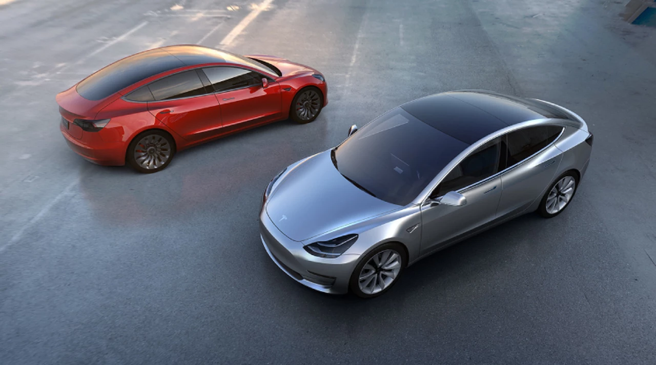 Autos eléctricos: Tesla prepara el lanzamiento de una "súper batería" con un rendimiento único
