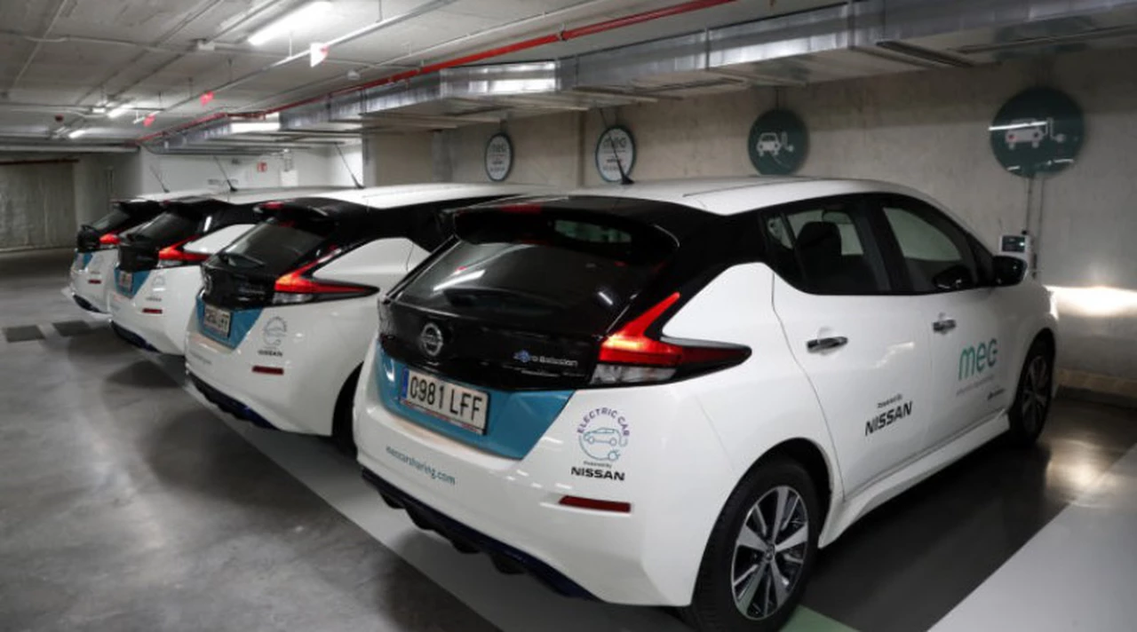 Una ciudad europea marca un hito en la movilidad: así es el primer carsharing 100% eléctrico
