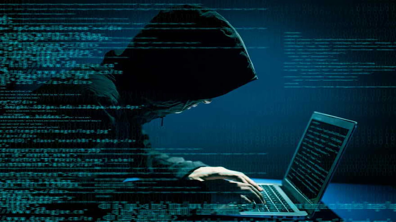 Migraciones: hackeo, robo de archivos secretos de inteligencia y un pedido extorsivo de u$s76 millones