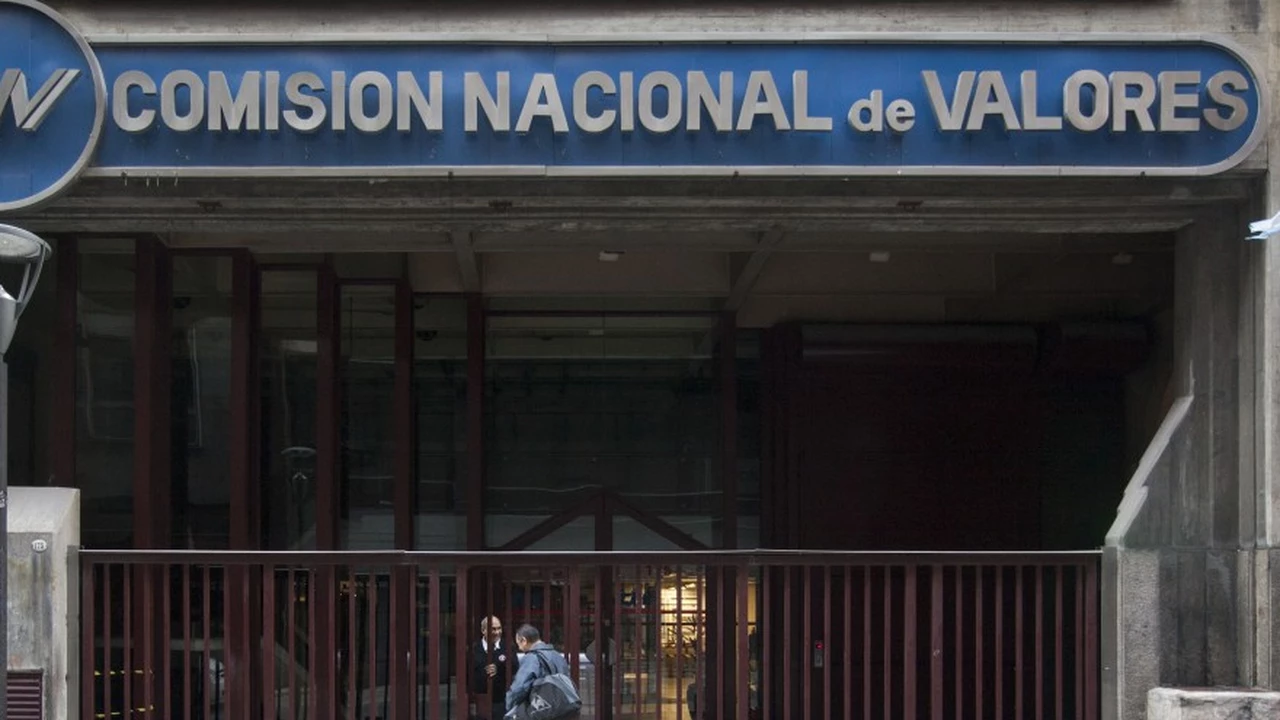 La CNV suspendió temporalmente a Cucchiara y Cia. SA por supuestas irregularidades