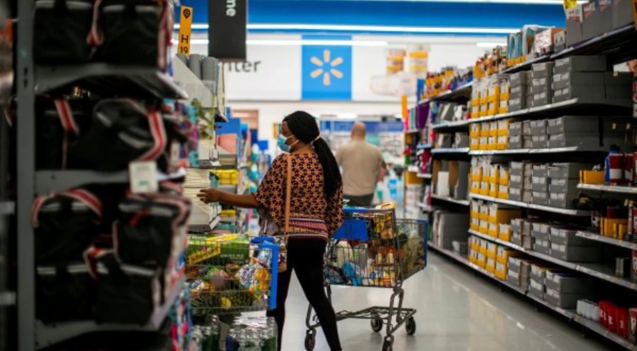 ¿Walmart cambia de rumbo?: conocé en que sector invirtió u$s25.000 millones y cuál es su estrategia