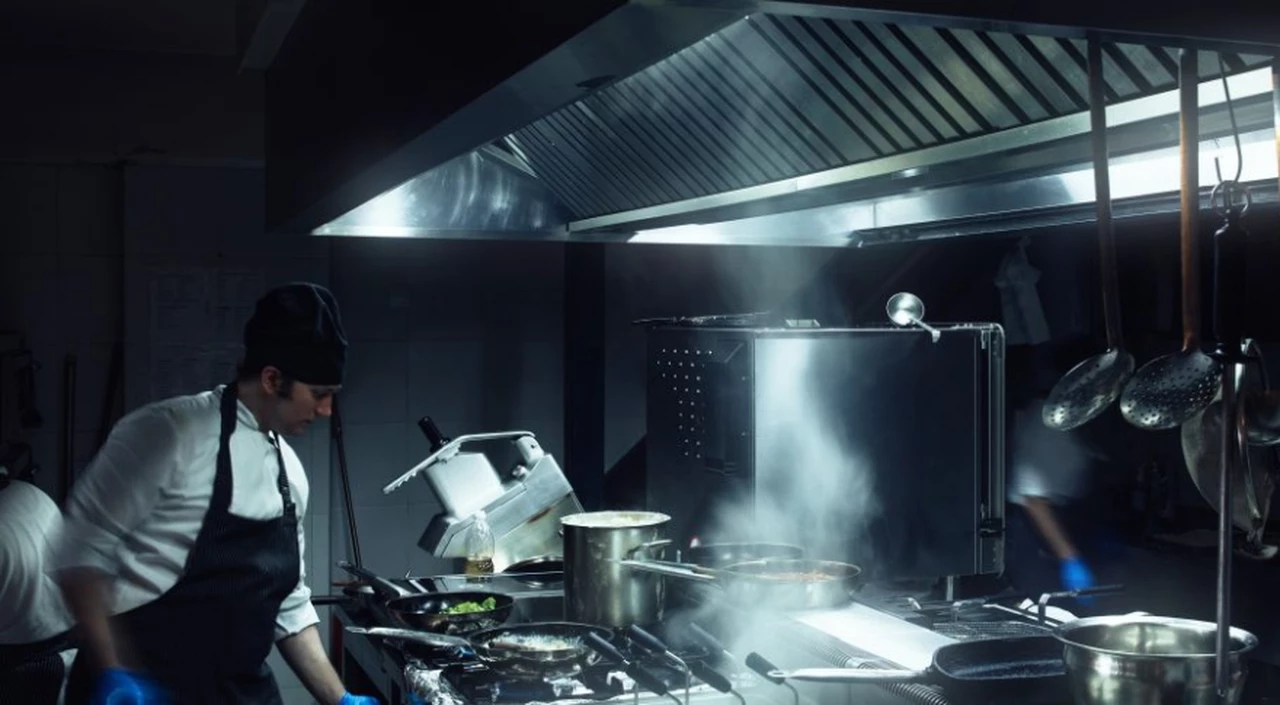 "Mi cocina es tu cocina": así es el novedoso modelo de la "dark kitchen" The Cooking Table