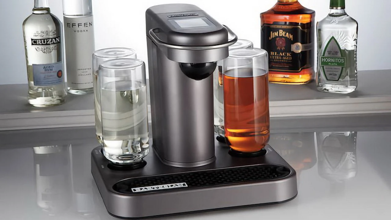 Cómo funciona Bartesian, la dispensadora de cocktails que iluminará tus fiestas