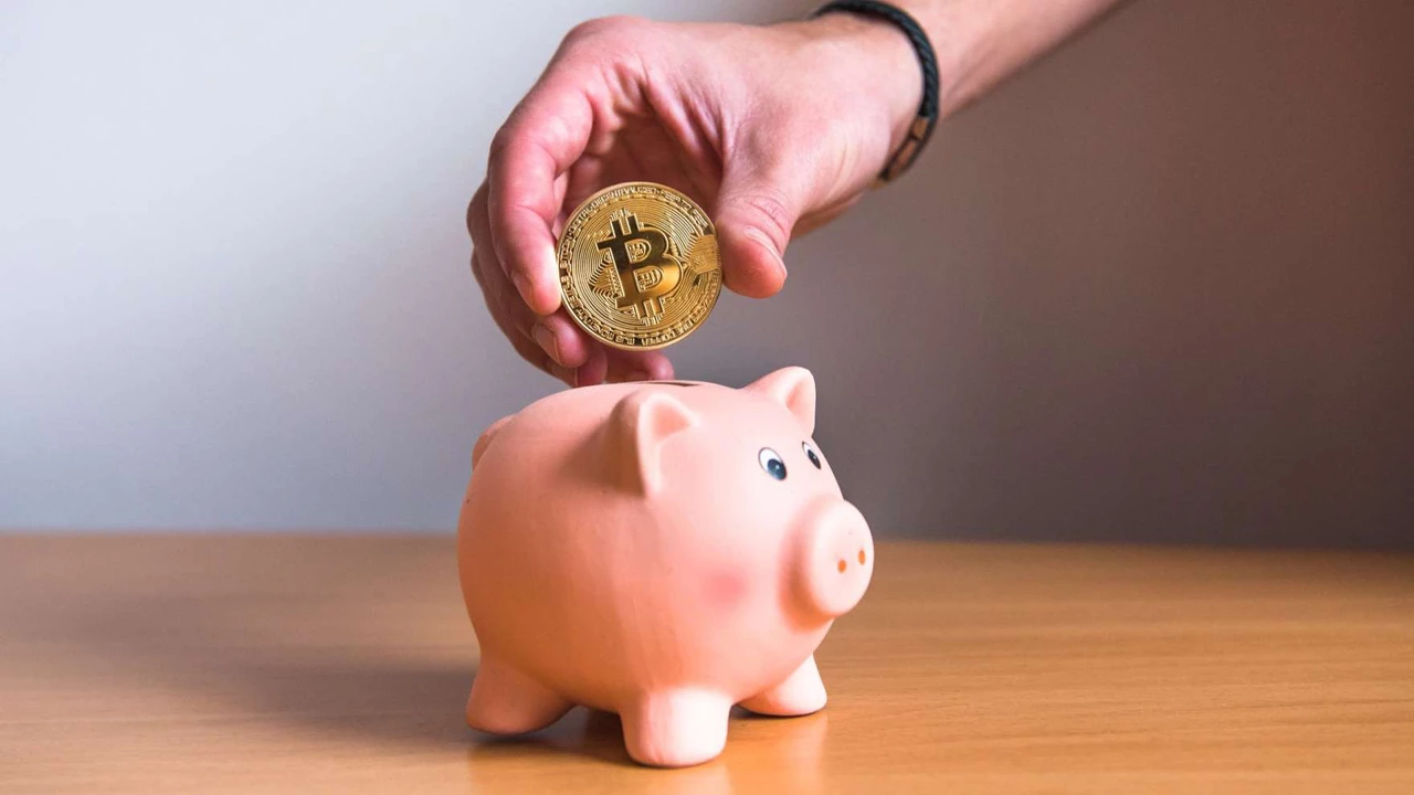 Bitcoin, la inversión del año: explican por qué no para de subir y revelan si hay riesgo de que se pinche