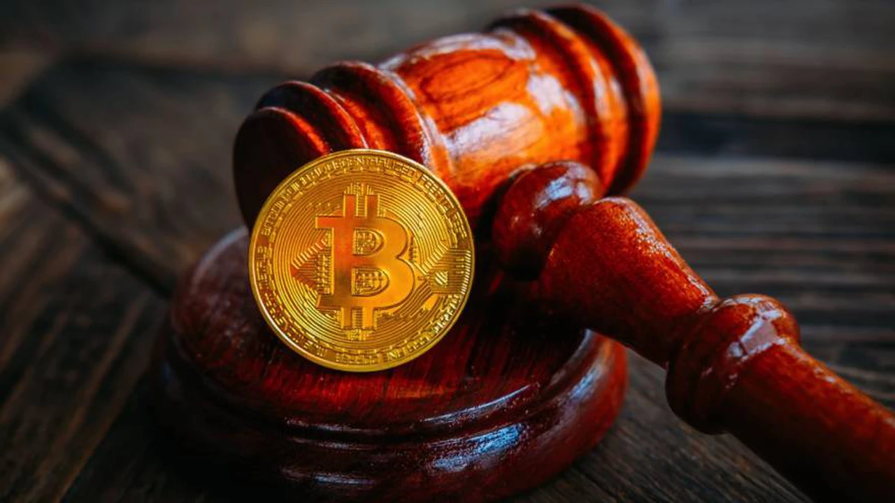 Multa por operaciones con bitcoin: por qué importante empresa cripto fue sancionada en EE.UU. con u$s100.000