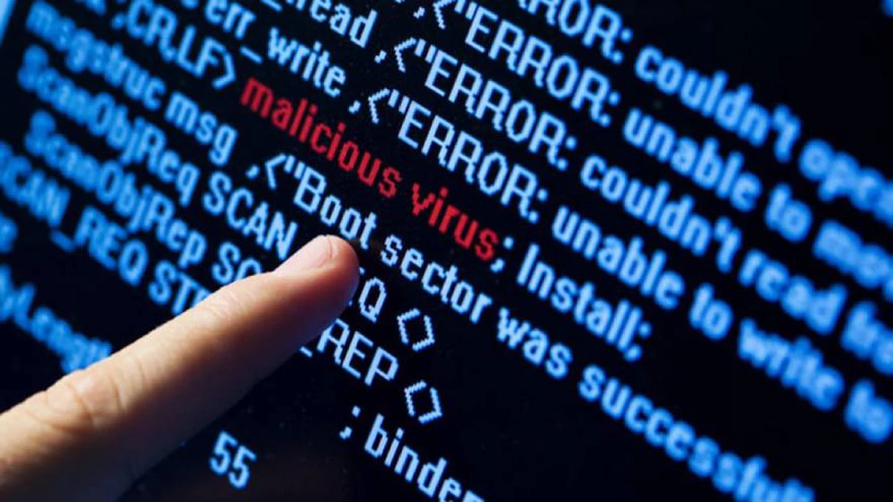 Los expertos informáticos afirman que se viene una "ciberpandemia": ¿de qué se trata y cómo te afectará?