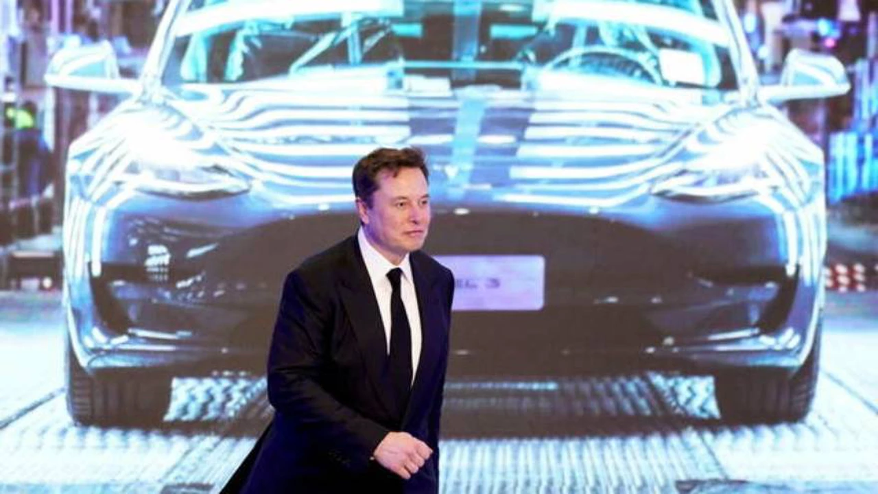 Tesla quiere eliminar los limpiaparabrisas de sus autos y reemplazarlos con tecnología láser