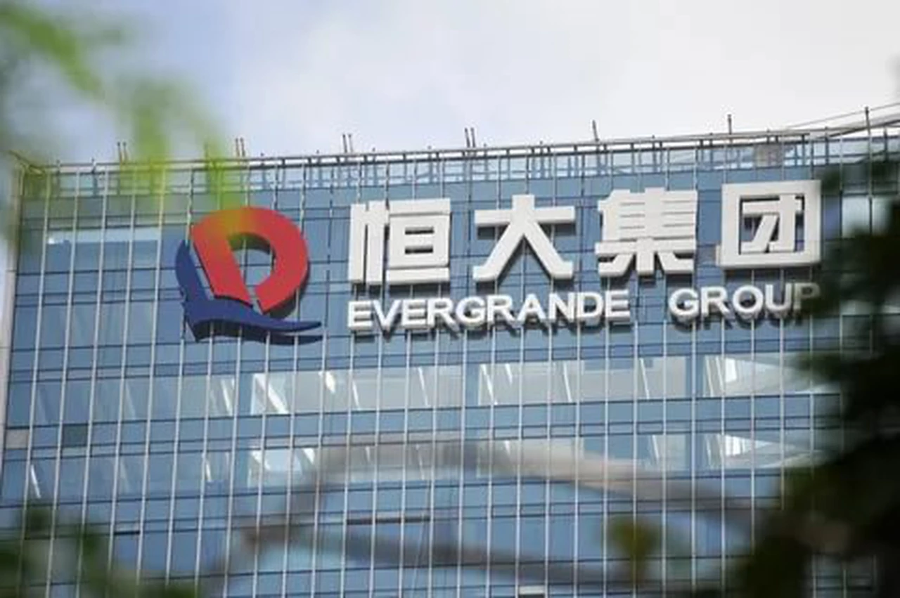 La principal inmobiliaria china pide la quiebra en EEUU y golpea a los mercados: qué pasa con Evergrande