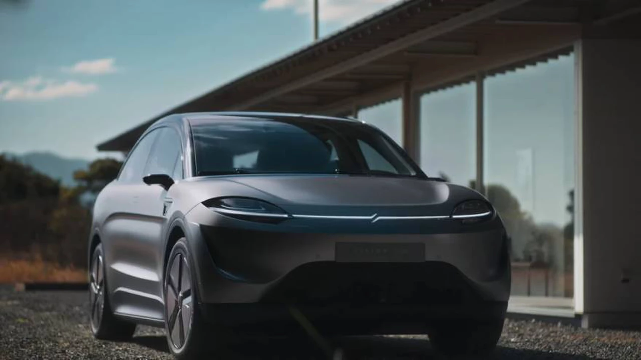 ¿Tiemblan Tesla y Apple?: este gigante tecnológico se suma al negocio de los autos eléctricos