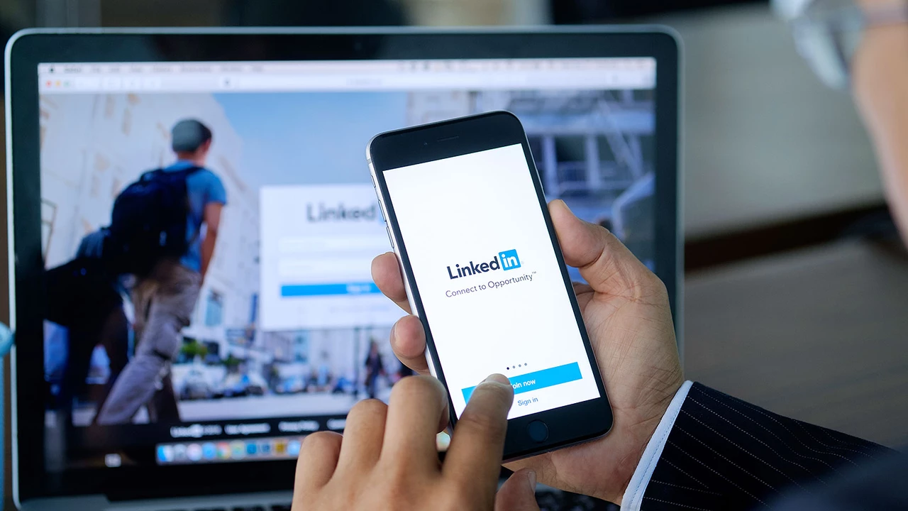 Para que nadie se de cuenta: cómo ver un perfil de LinkedIn en modo privado