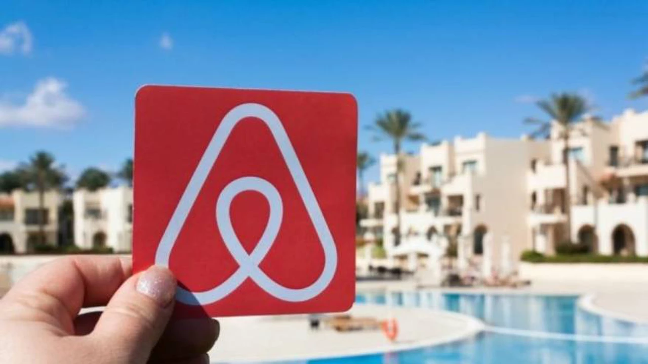 Airbnb lanza un polémico "cambio de reglas": ¿cómo afecta a sus usuarios en todo el mundo?