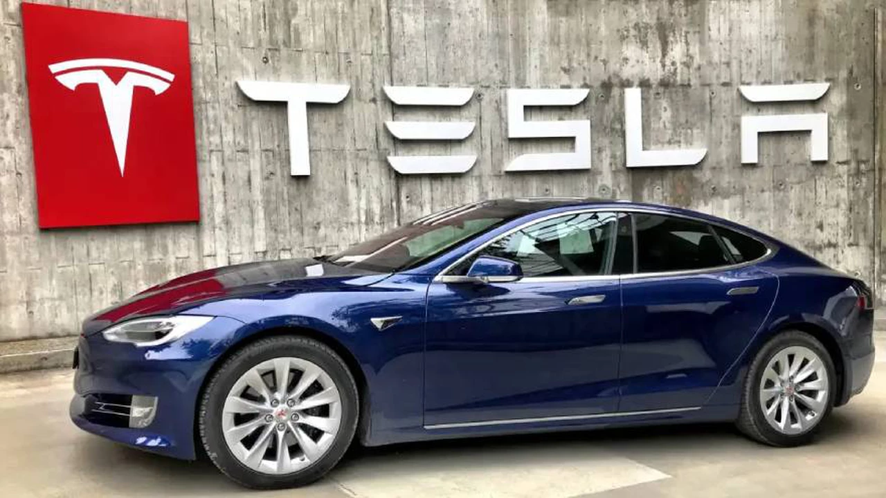 Tesla podría dejar de ser el líder en vehículos eléctricos: quién le disputará el trono