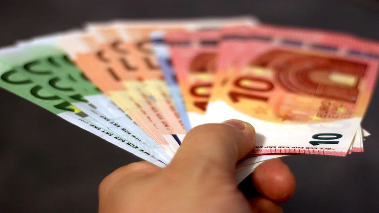 El Euro se desploma frente al Dólar: las razones del poco desfasaje de las divisas