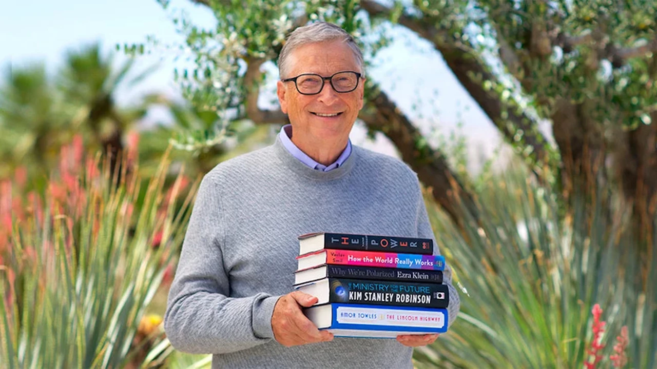 Los libros que recomienda Bill Gates para estar al día con el mundo actual