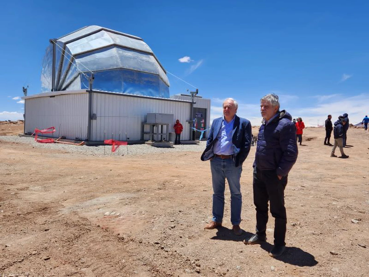 Buscar el origen del universo desde Argentina: la ambiciosa misión del observatorio inaugurado en Salta